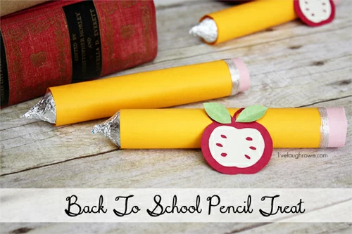 2_Back-to-School-Craft.-A-Pencil-Treat-with-livelaughrowe.com_