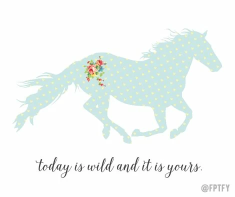 cottage_chic_horse_free_8x10_printable_FPTFY_FB