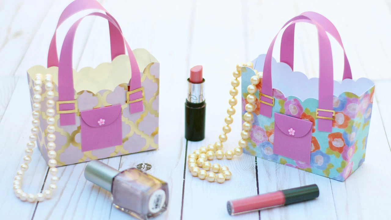 Сумочка play the game набор как сделать. Игрушечная посуда фикс прайс. Посуда для кукол play the game. Сумки бумажные куколка. Сумочка play the game набор как сделать.