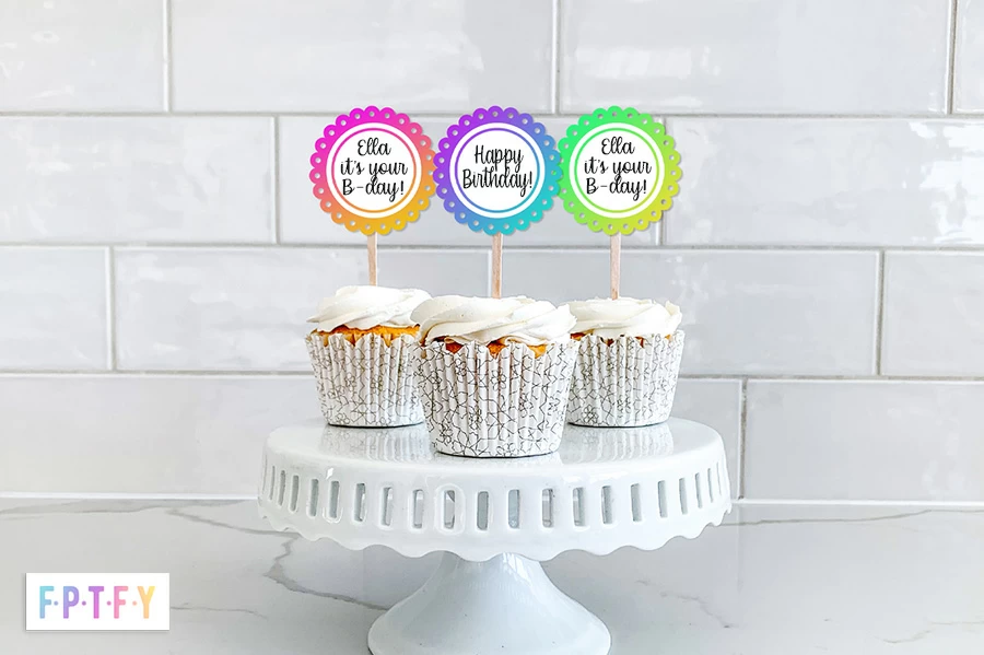 Free Scalloped Gradient Circle ClipArt